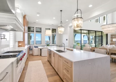 Peninsula Place, kitchen with big island
