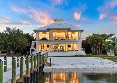 Baywatch, back of the home