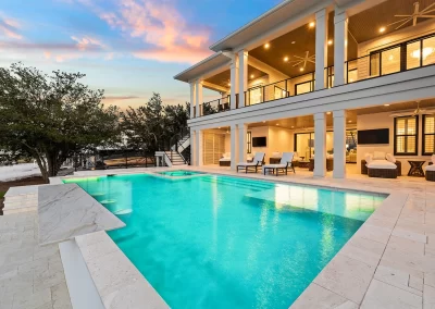 Baywatch, pool