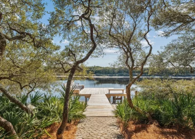 Bella Vista, path to lake access